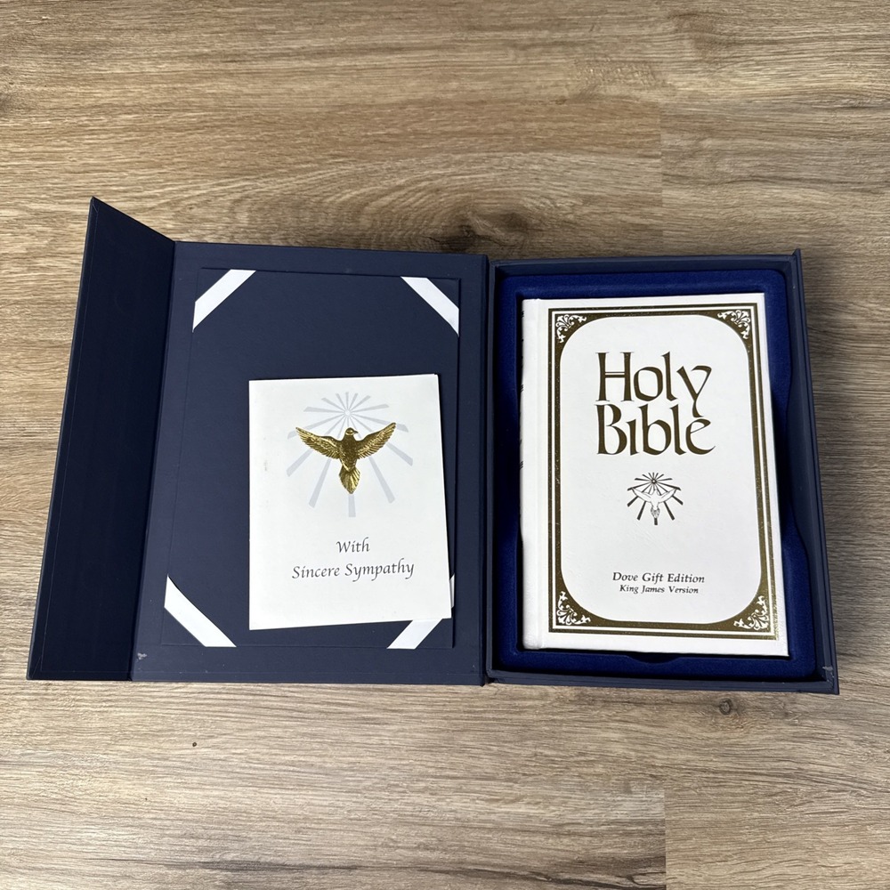 NEW HOLY BIBLE DOVE OF PEACE King‎ James Version Boxed in Original Case Gift Ed.